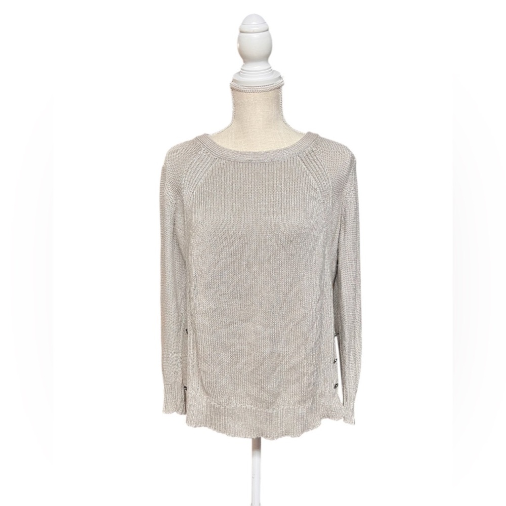 Tribal‎ sweater